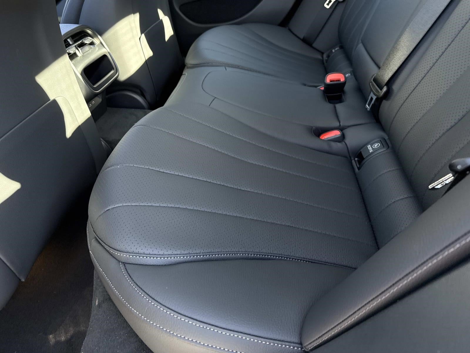 2026 MERCEDES-BENZ E-CLASS - Image 17