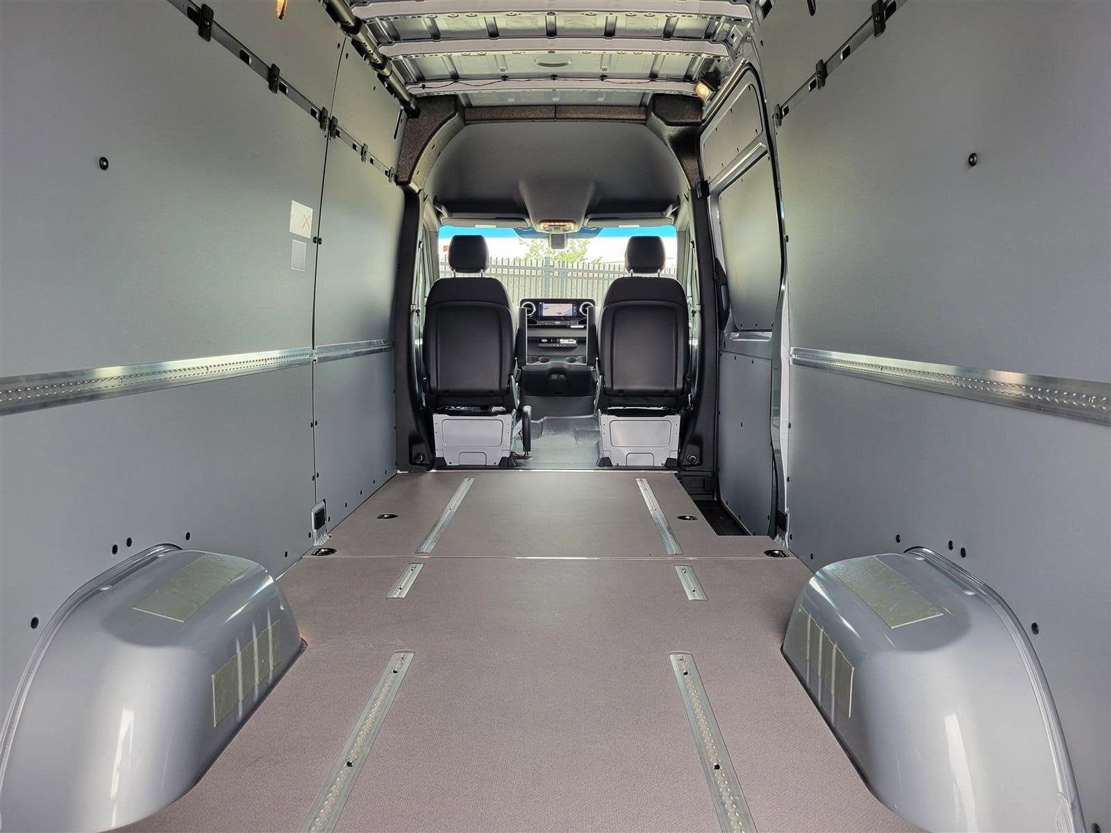2025 MERCEDES-BENZ SPRINTER - Image 14