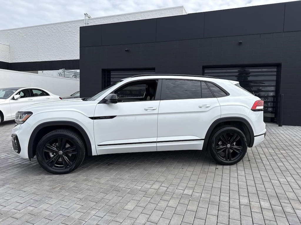 Used 2023 Volkswagen Atlas Cross Sport 3.6L V6 SEL SUV