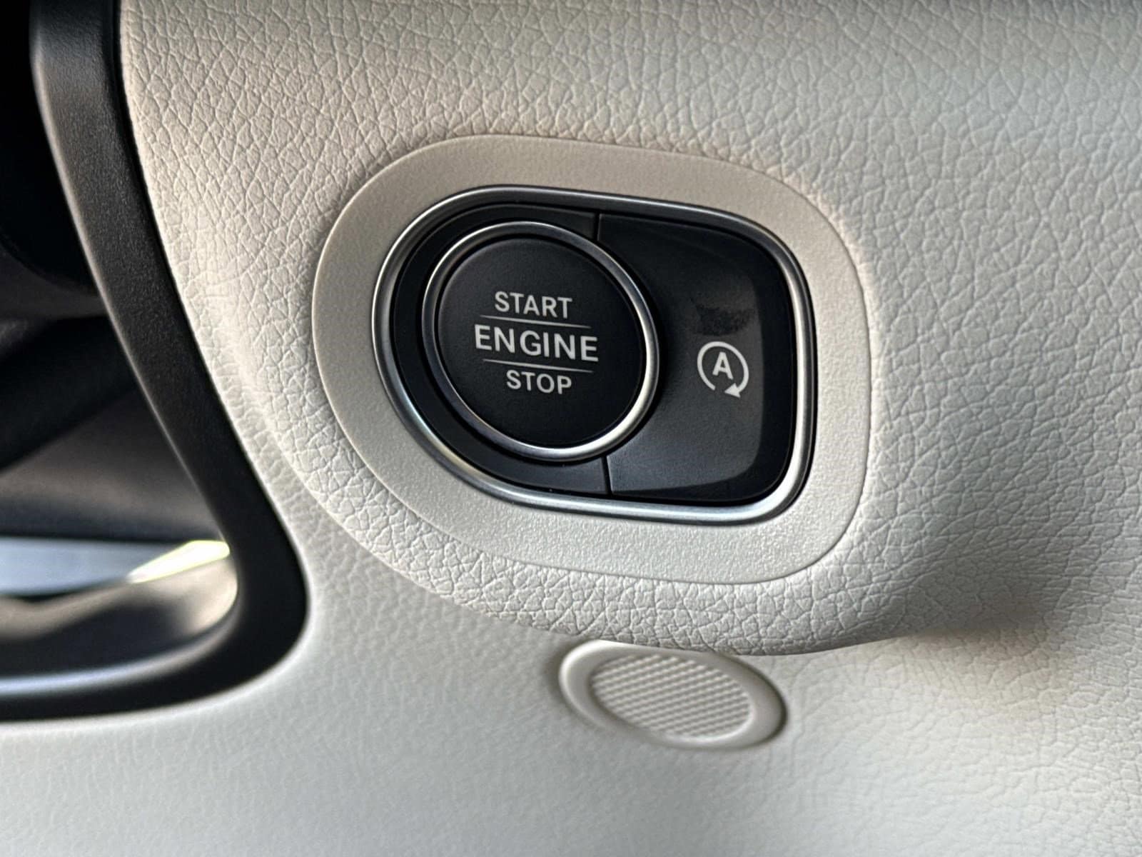 2026 MERCEDES-BENZ GLS-CLASS - Image 40