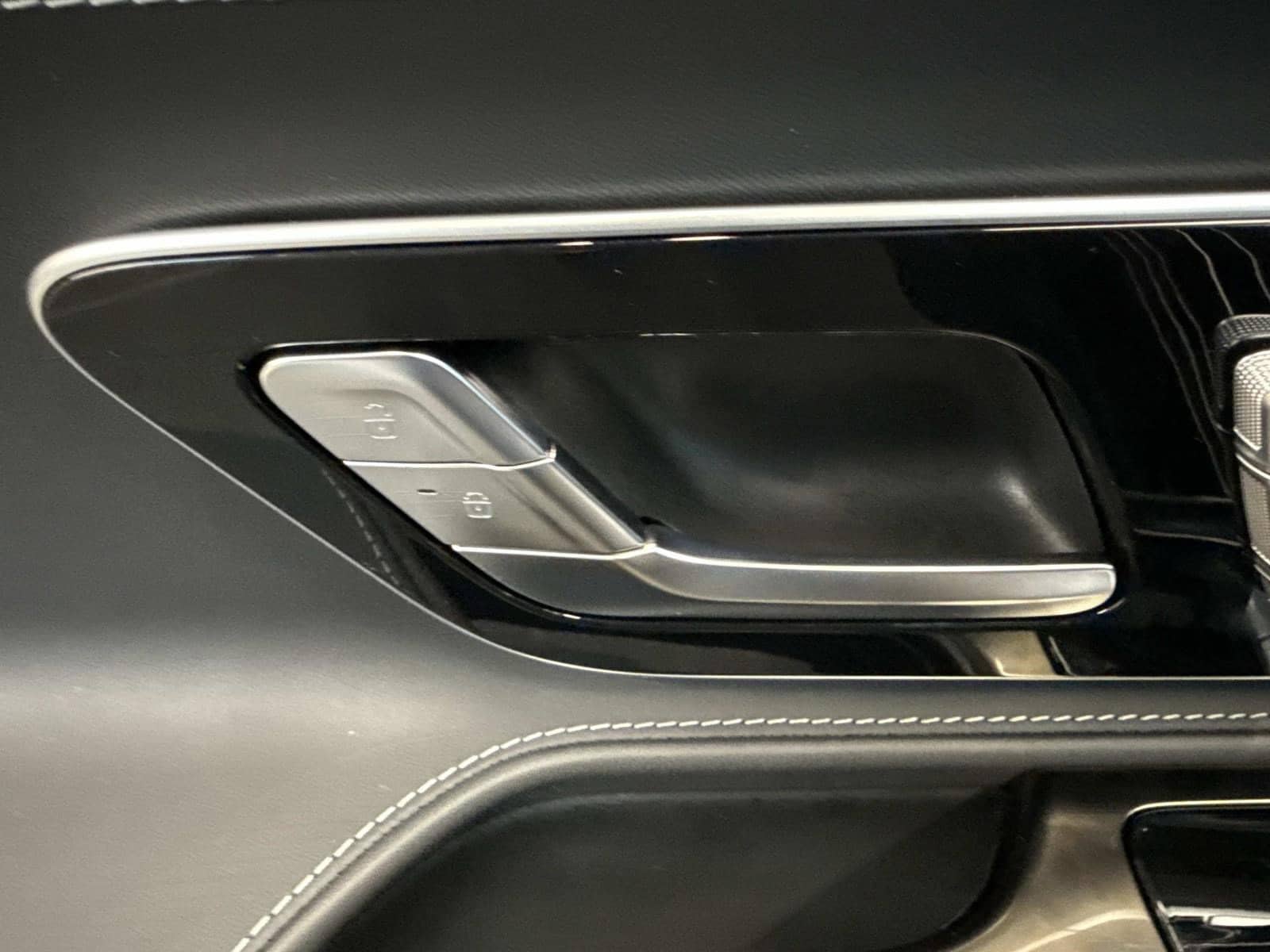 2026 MERCEDES-BENZ AMG GT - Image 12