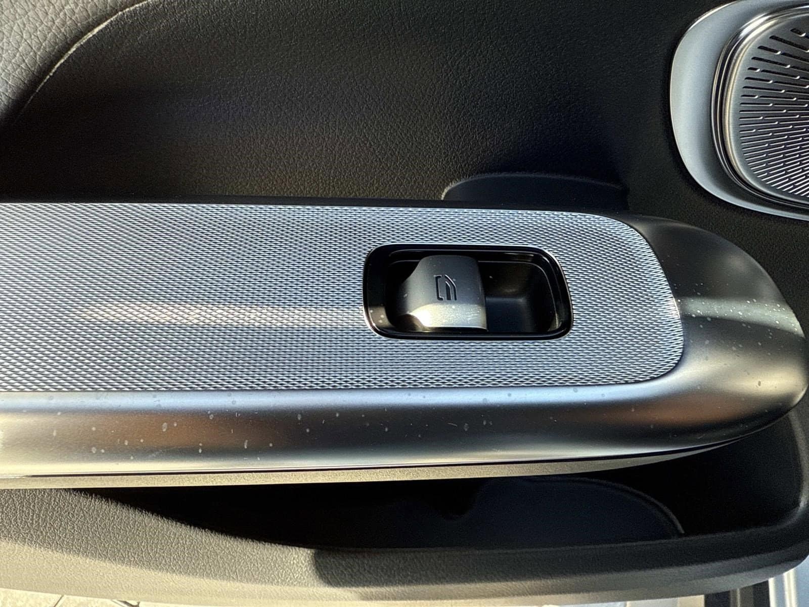 2026 MERCEDES-BENZ GLC-CLASS - Image 17