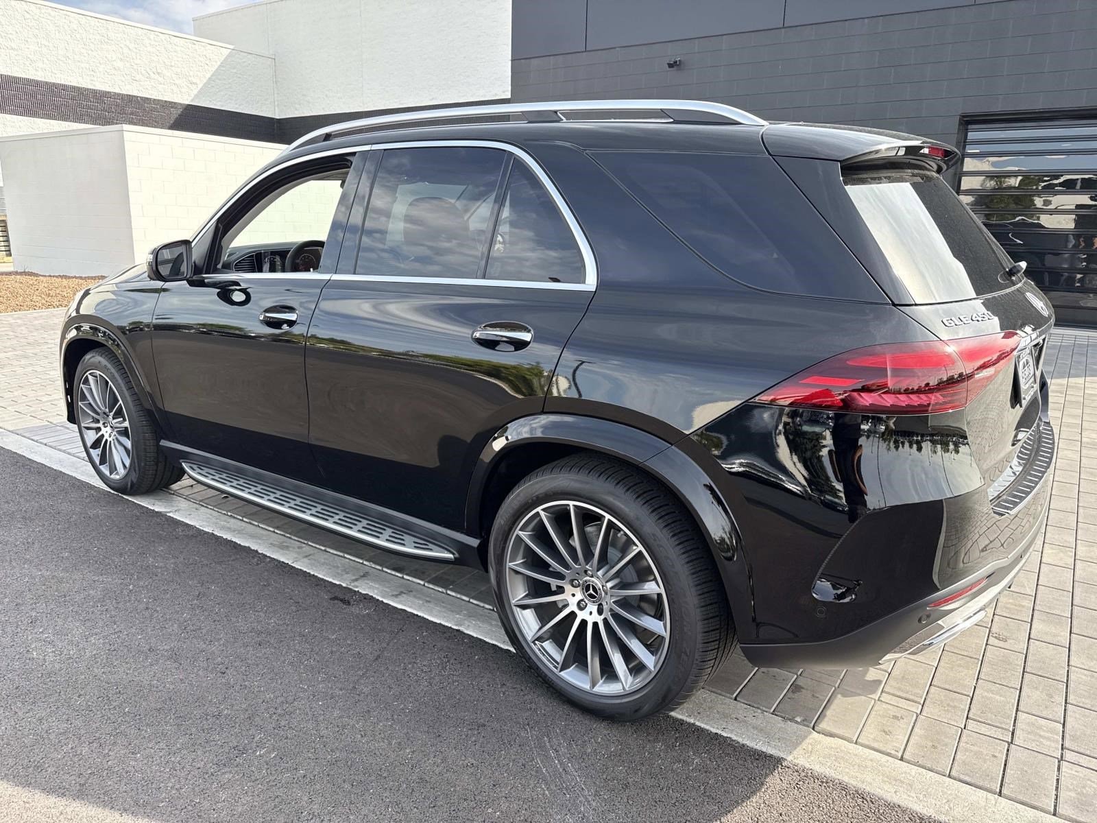 2026 MERCEDES-BENZ GLE-CLASS - Image 8