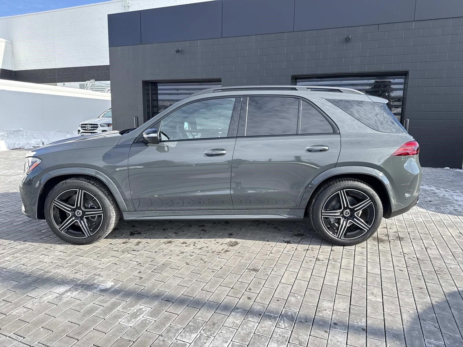 2026 MERCEDES-BENZ GLE-CLASS - Image 12