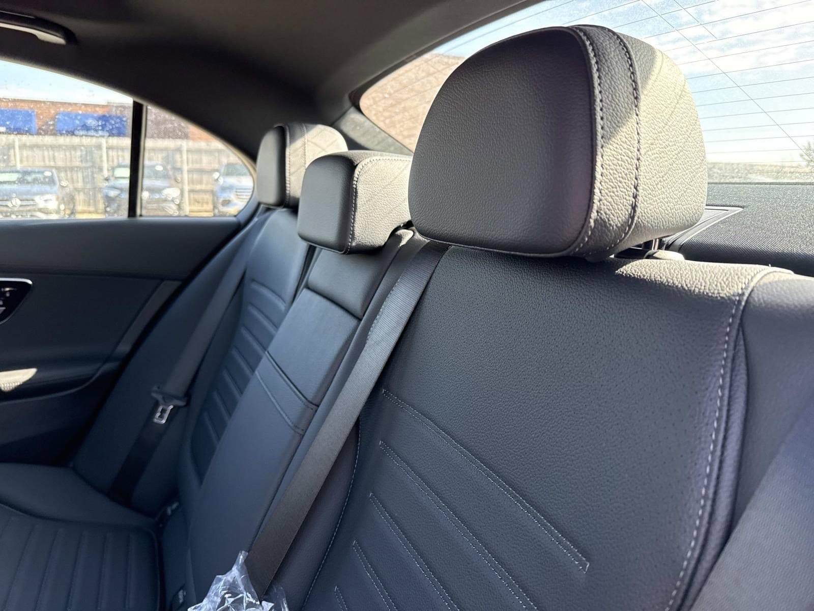 2026 MERCEDES-BENZ C-CLASS - Image 19