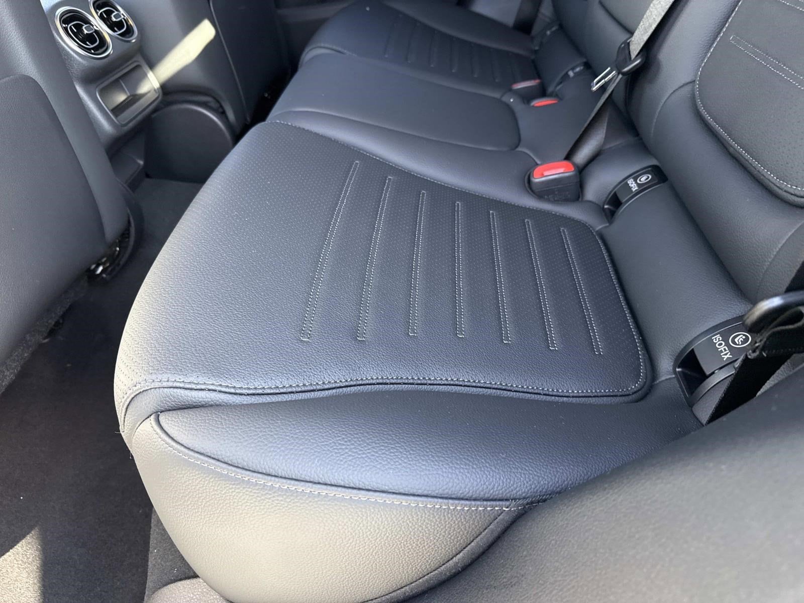 2026 MERCEDES-BENZ GLC-CLASS - Image 18