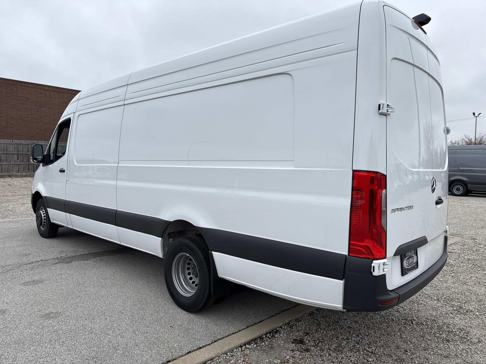 2025 MERCEDES-BENZ SPRINTER - Image 10