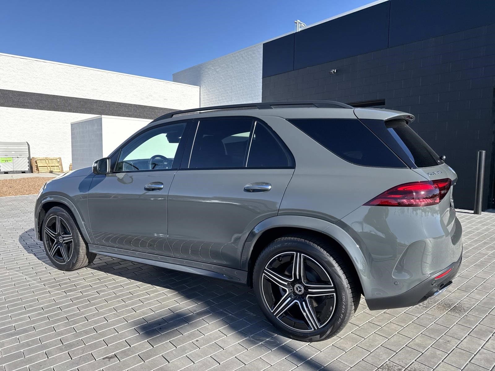 2026 MERCEDES-BENZ GLE-CLASS - Image 8