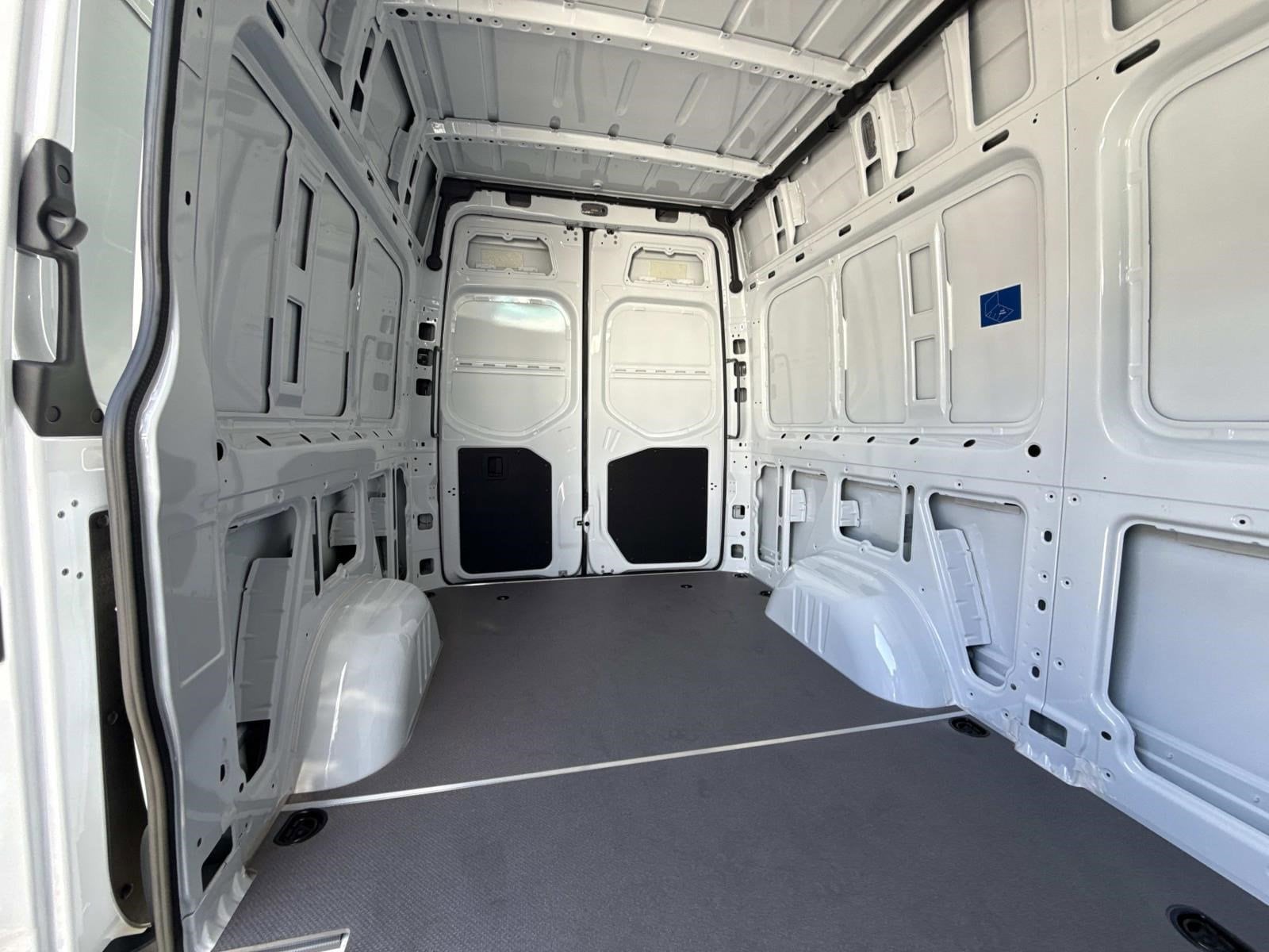 2026 MERCEDES-BENZ SPRINTER - Image 7