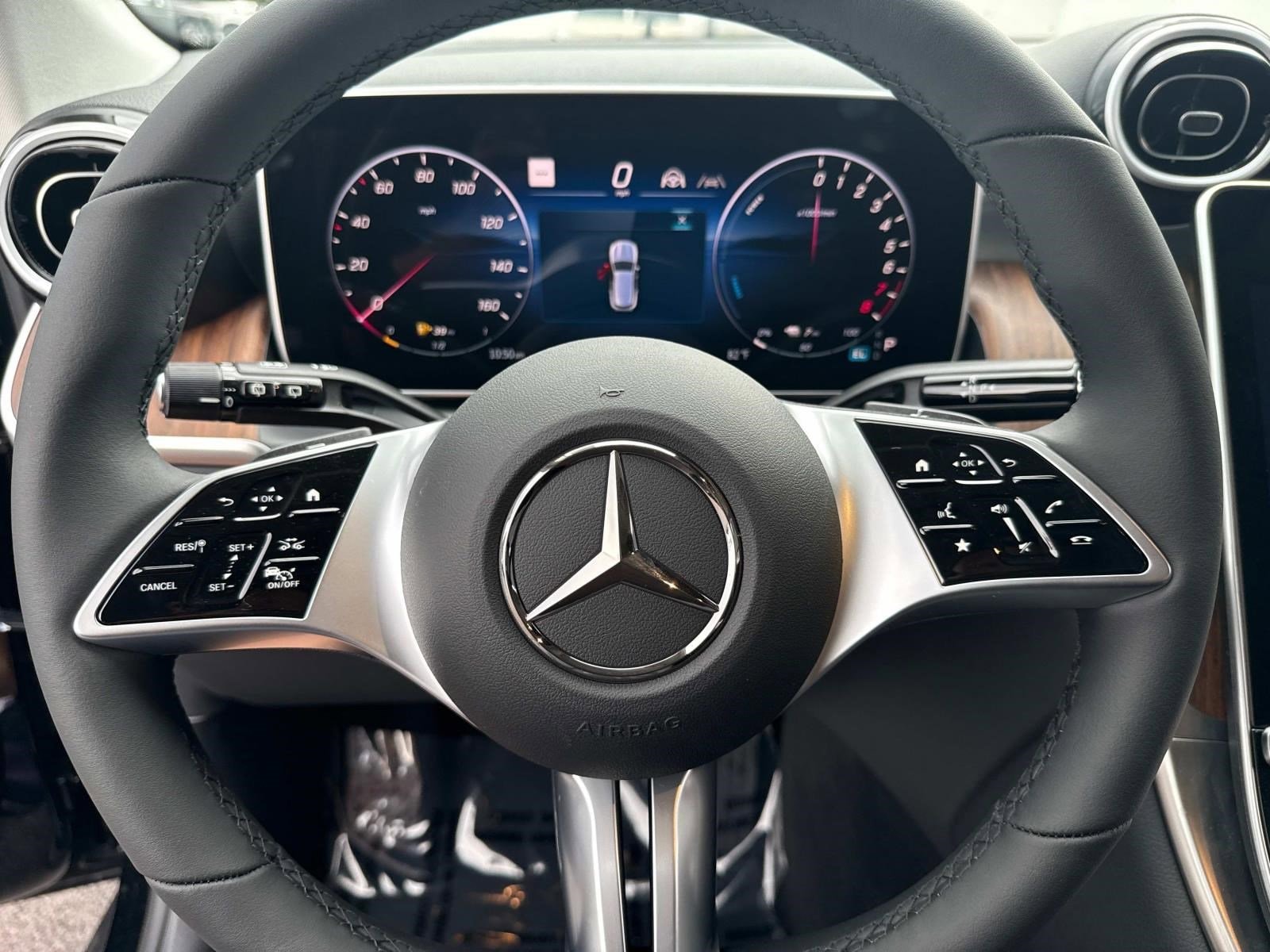 2025 MERCEDES-BENZ GLC-CLASS - Image 37