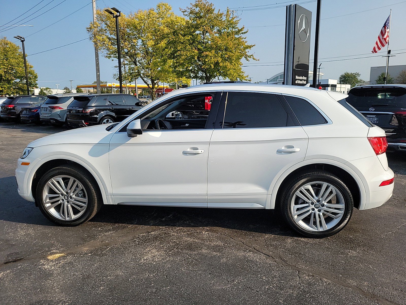 Used 2019 Audi Q5 Premium Plus with VIN WA1BNAFY5K2054781 for sale in Orland Park, IL