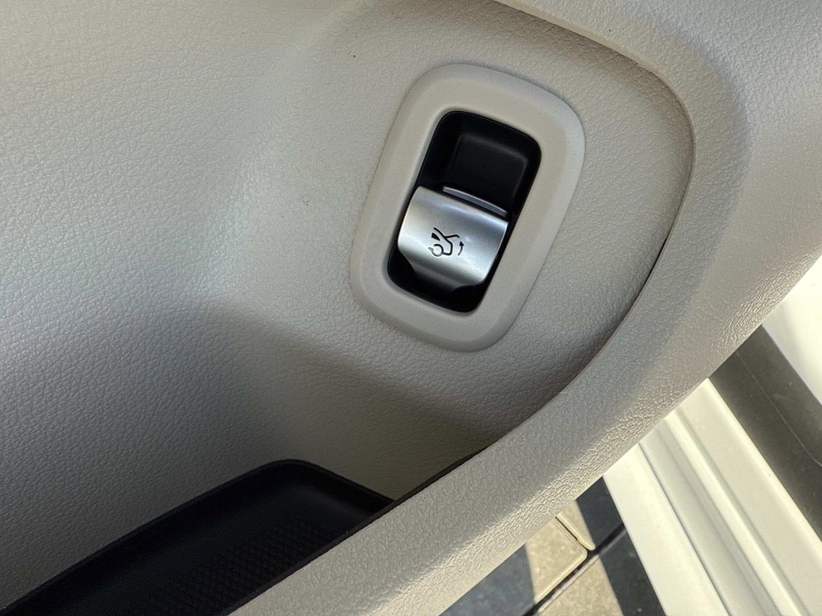 2026 MERCEDES-BENZ CLE - Image 21