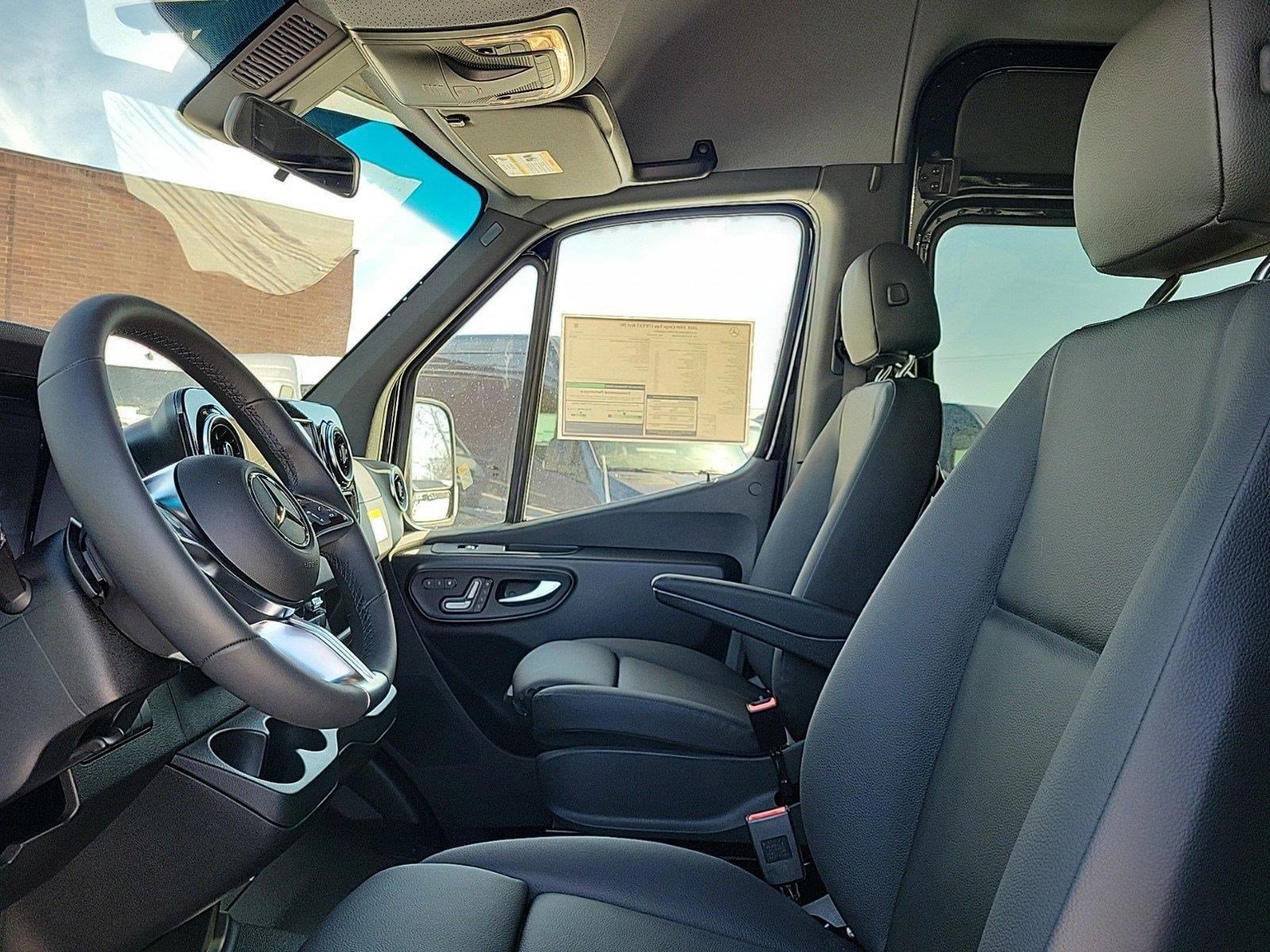 2025 MERCEDES-BENZ SPRINTER - Image 16