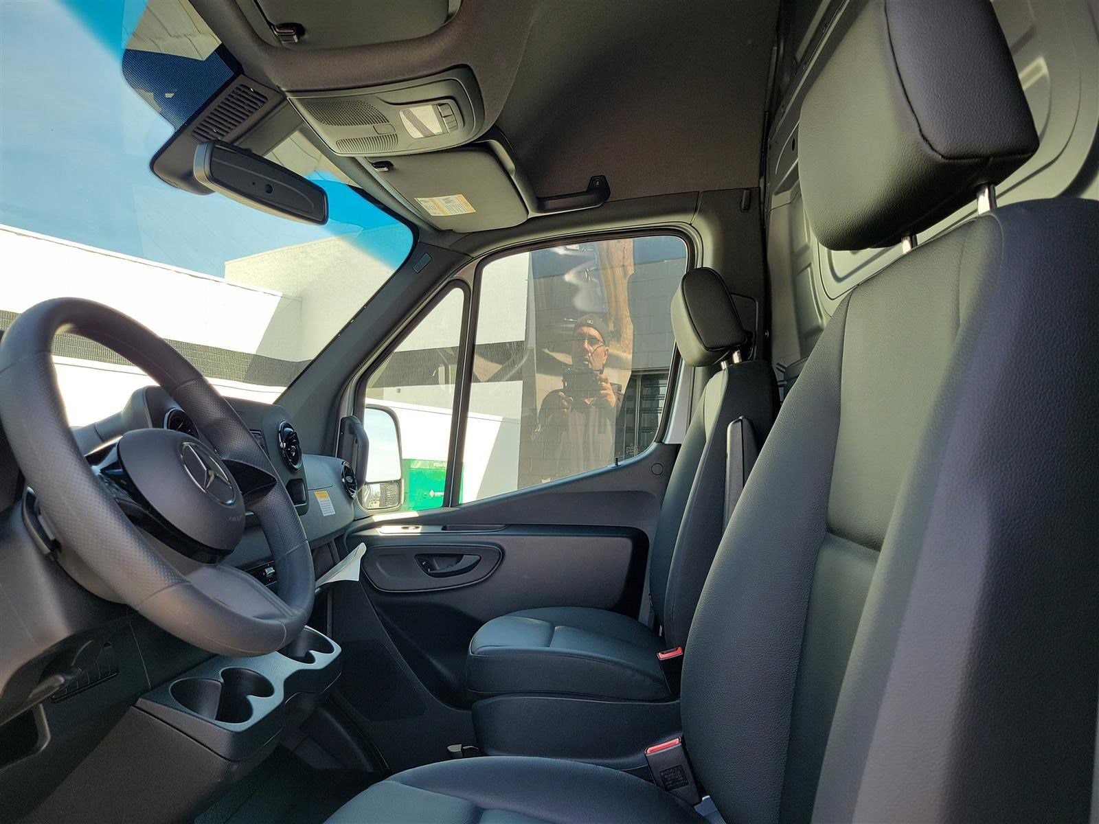 2025 MERCEDES-BENZ SPRINTER - Image 15