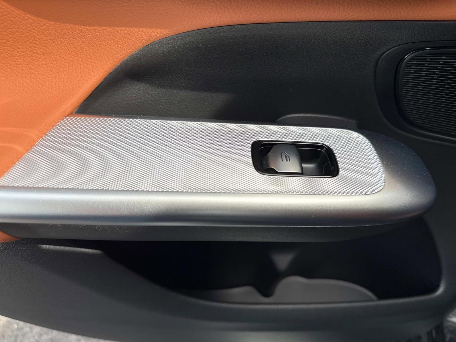 2025 MERCEDES-BENZ GLC-CLASS - Image 18