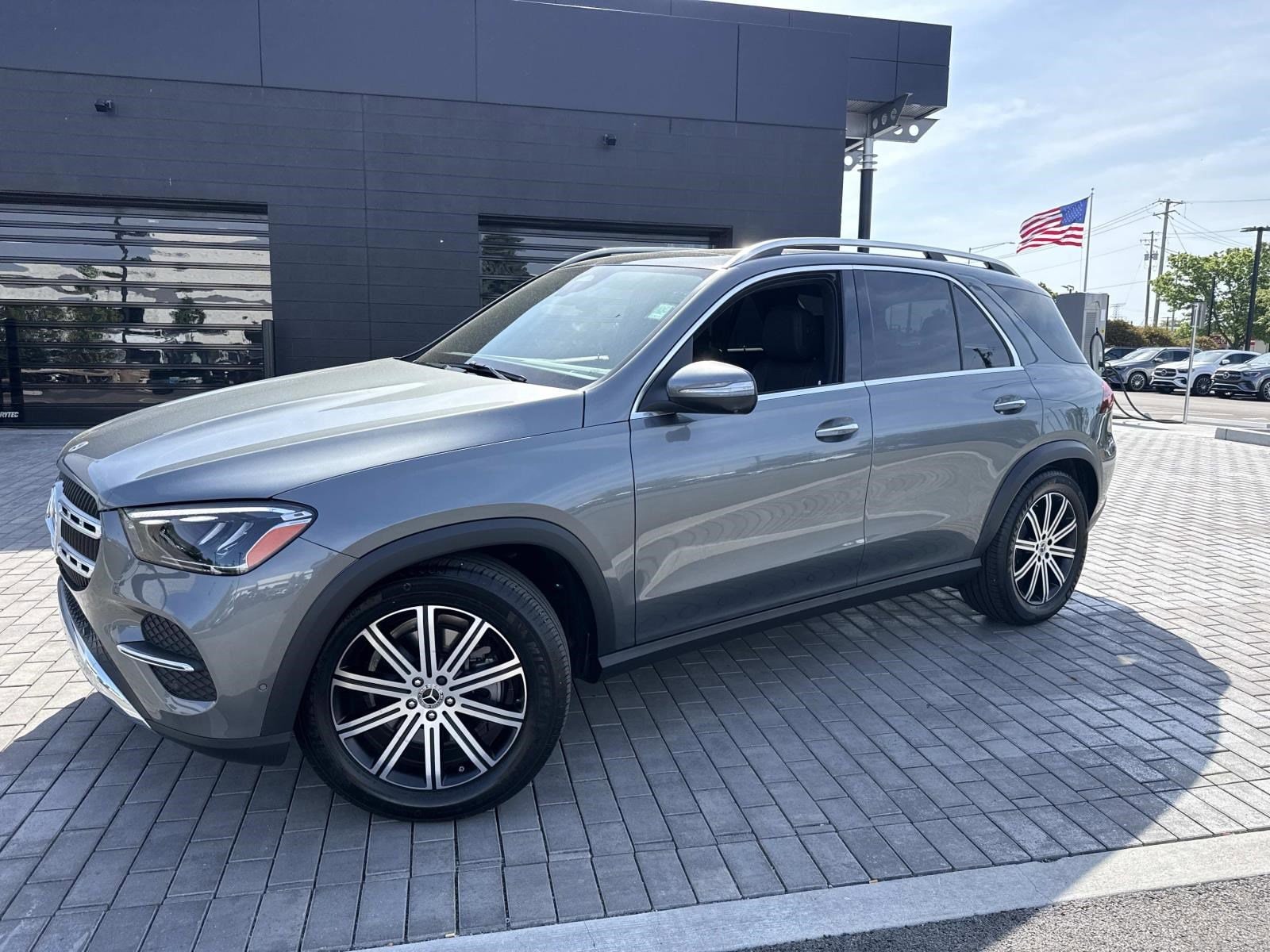 2026 Mercedes-Benz GLE GLE 350 4MATIC's photo