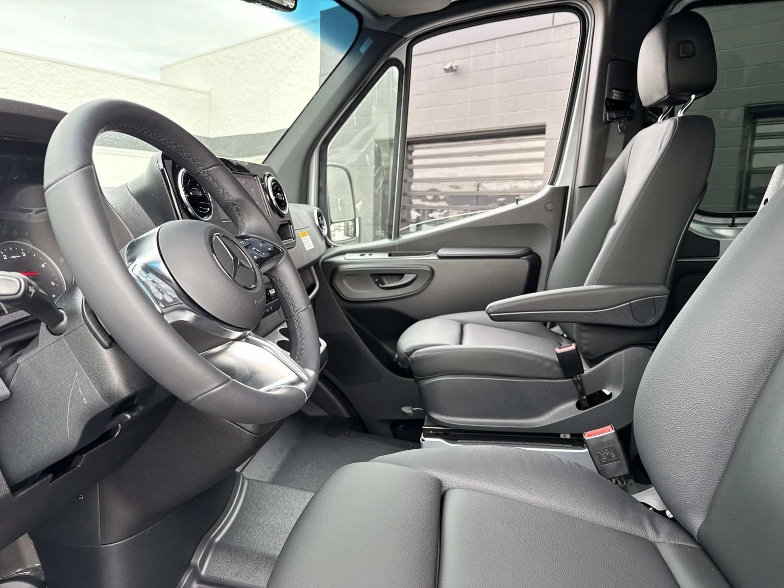 2026 MERCEDES-BENZ SPRINTER - Image 24