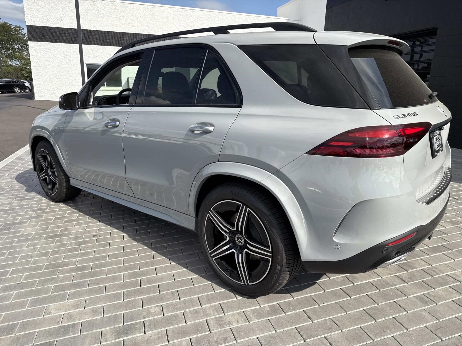 2026 MERCEDES-BENZ GLE-CLASS - Image 8