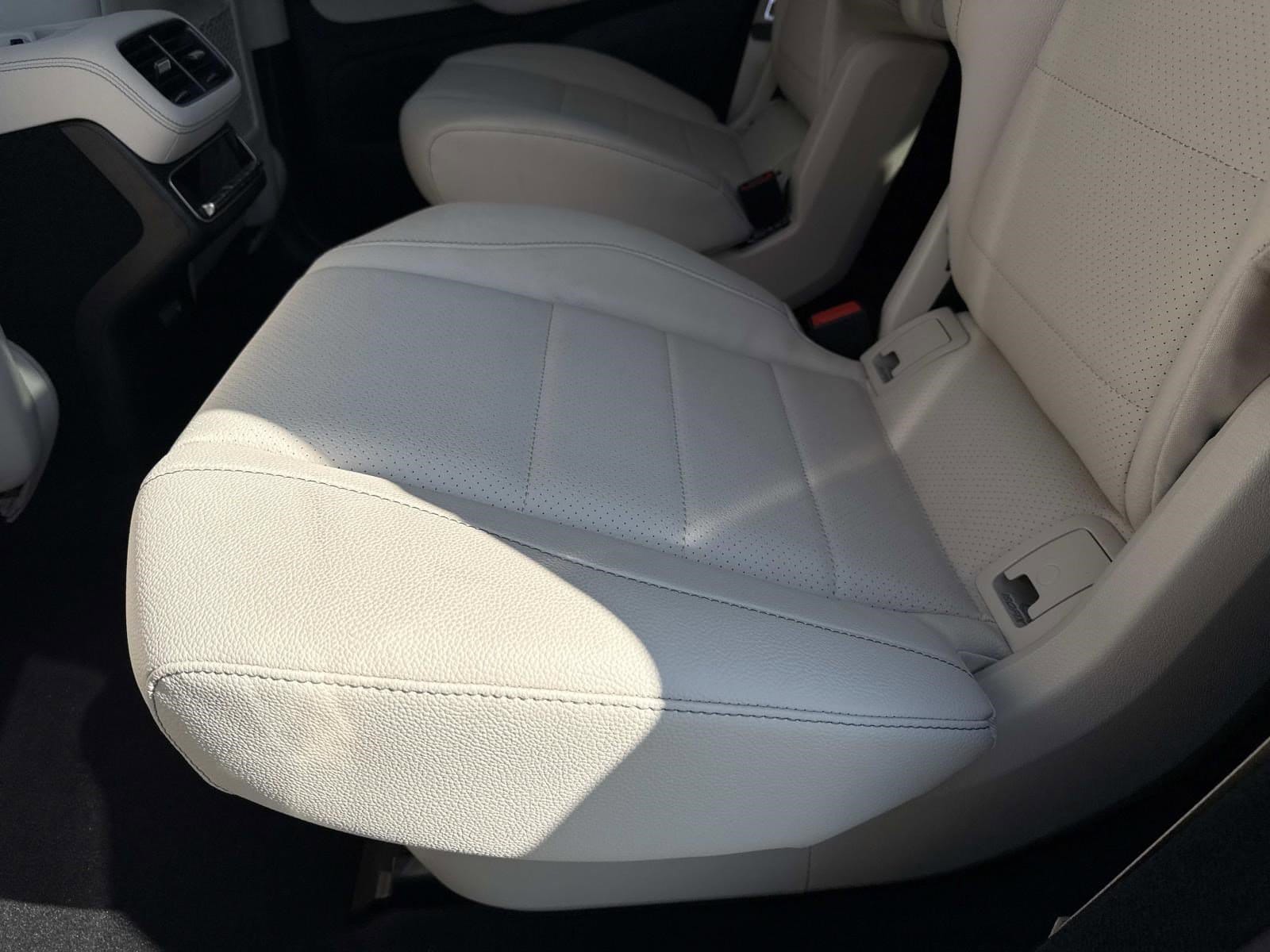 2026 MERCEDES-BENZ GLS-CLASS - Image 19