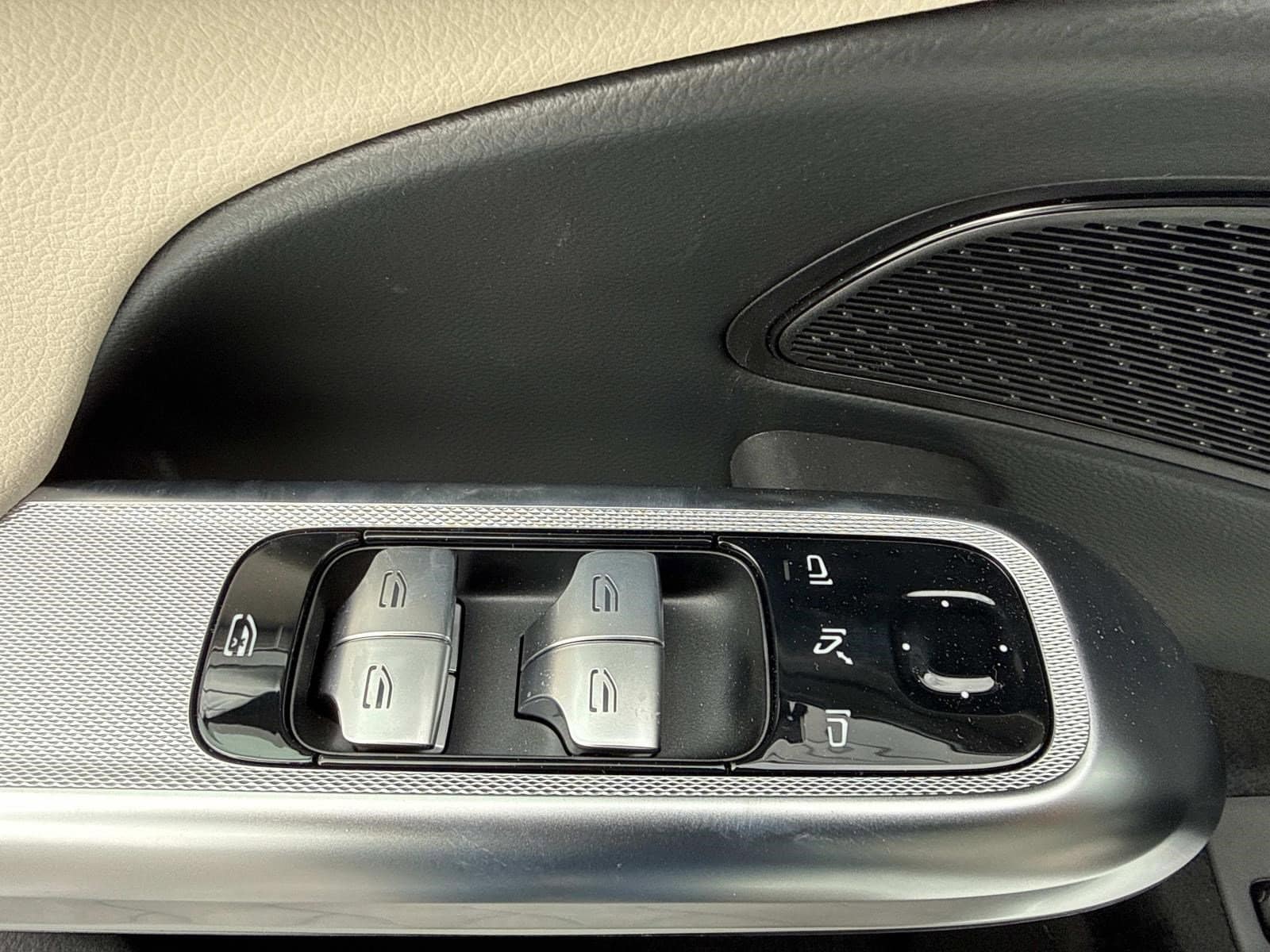 2026 MERCEDES-BENZ E-CLASS - Image 25