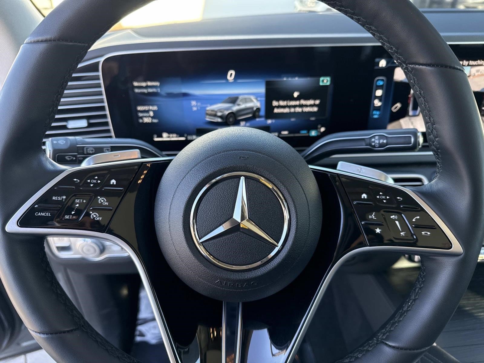 2026 MERCEDES-BENZ GLE-CLASS - Image 40