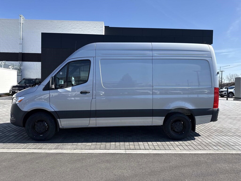 New 2026 Mercedes-Benz Sprinter 2500 Standard Roof 4-Cyl Diesel HO Van Cargo Van