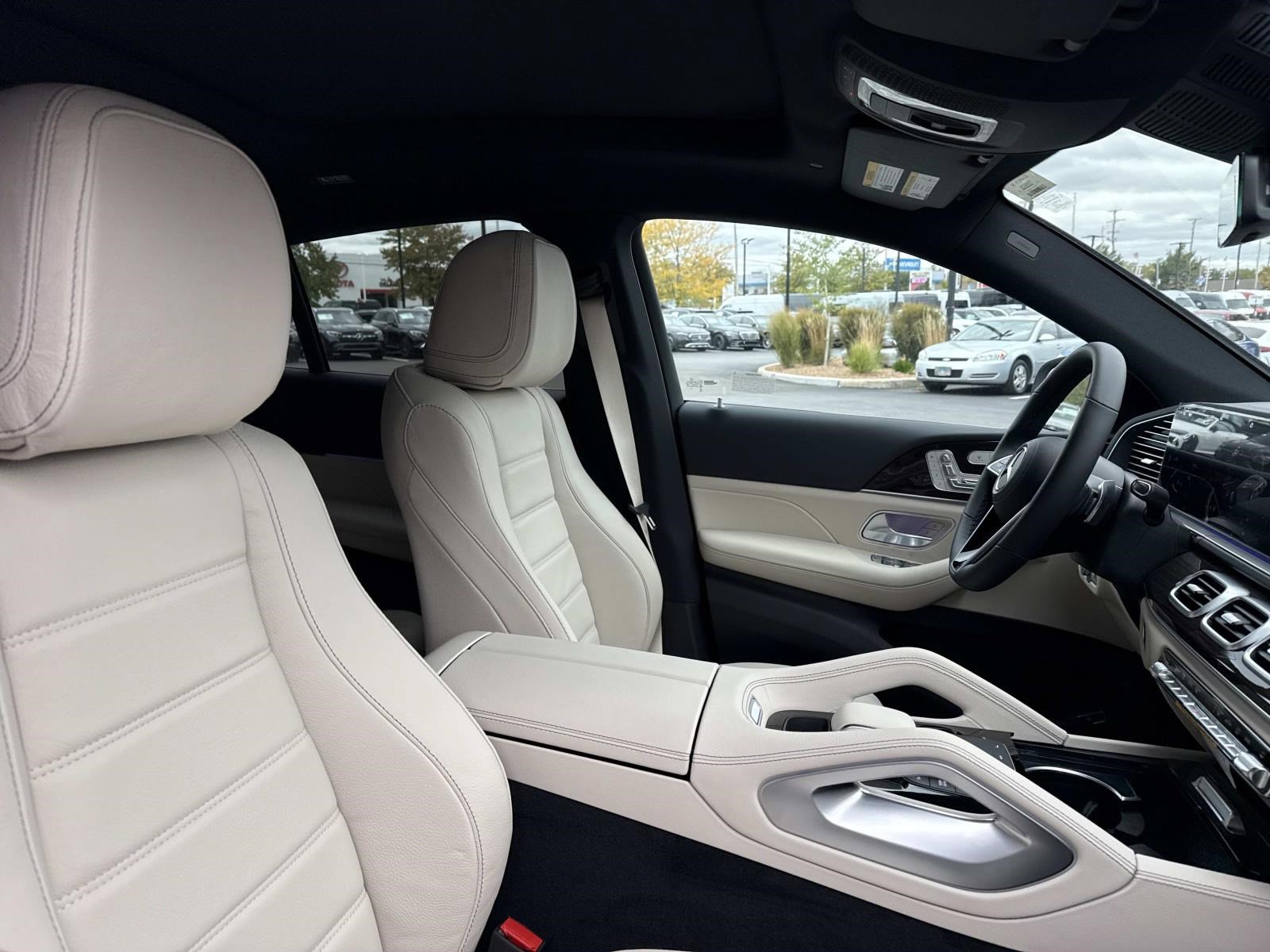 2026 Mercedes Benz GLE 450 4MATIC photo 3