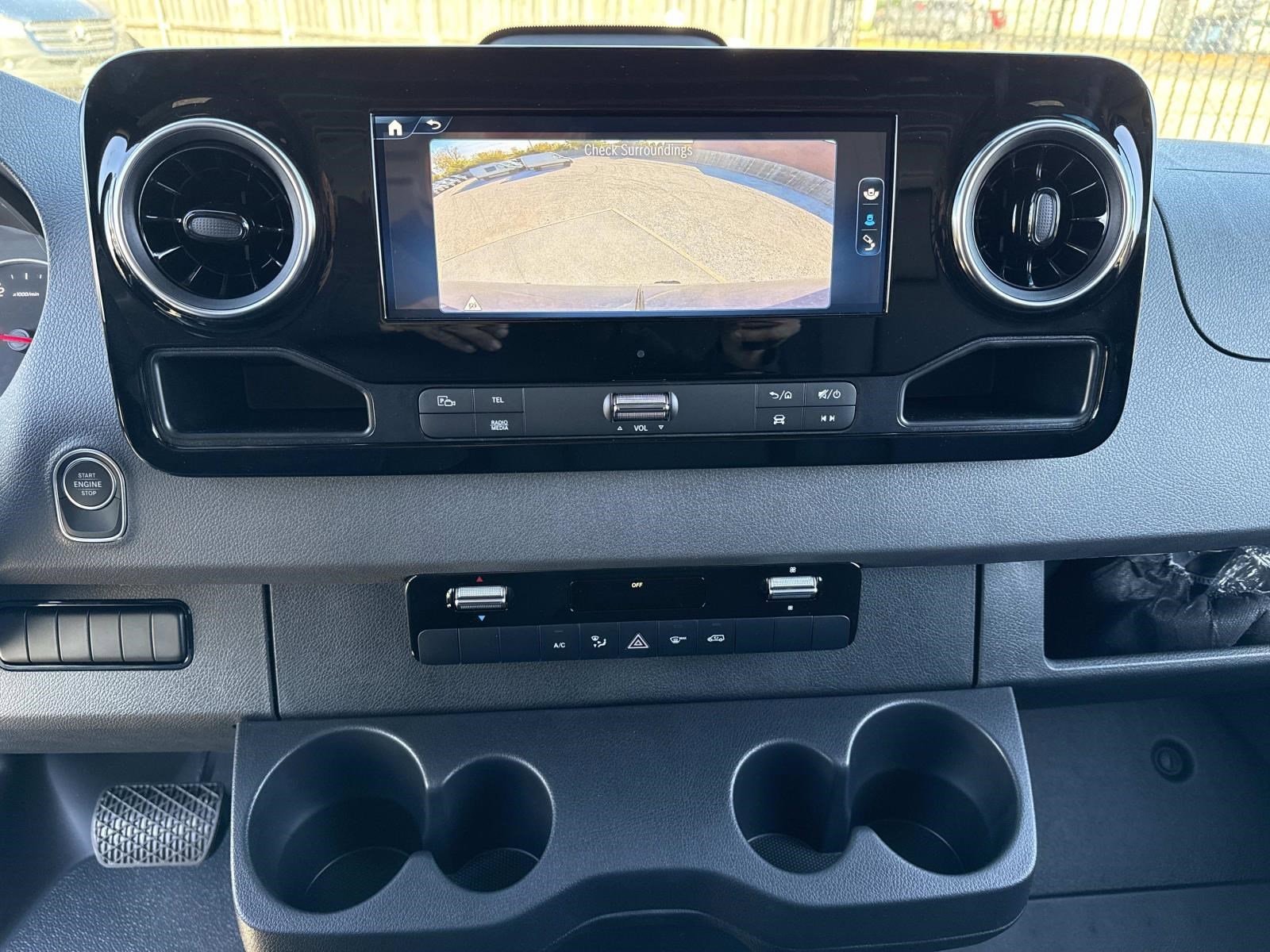 2025 MERCEDES-BENZ SPRINTER - Image 25