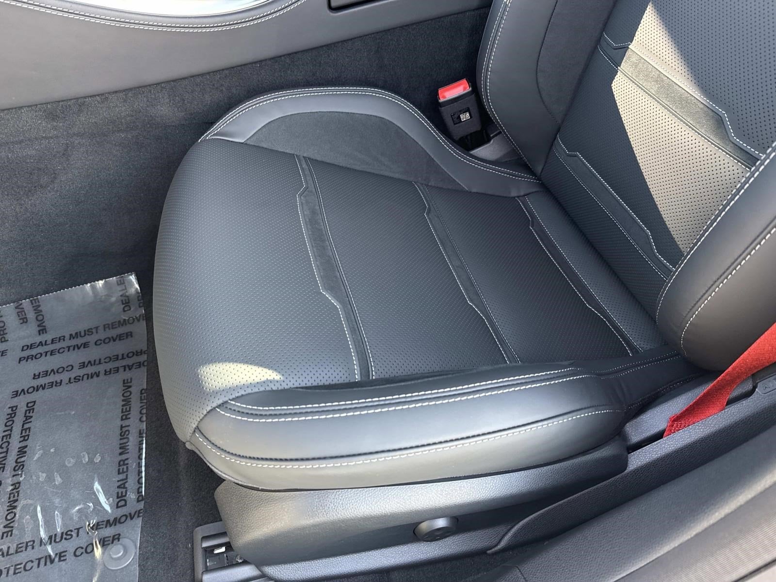 2026 MERCEDES BENZ AMG GT - Image 24