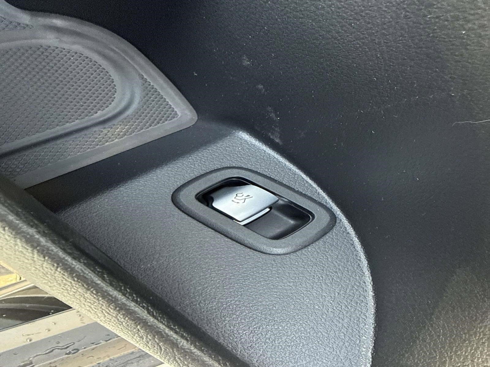 2026 MERCEDES-BENZ GLC-CLASS - Image 25