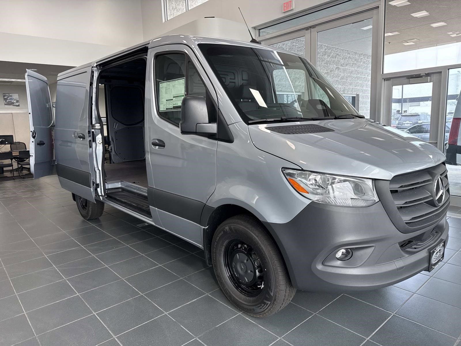 2026 MERCEDES-BENZ SPRINTER - Image 4