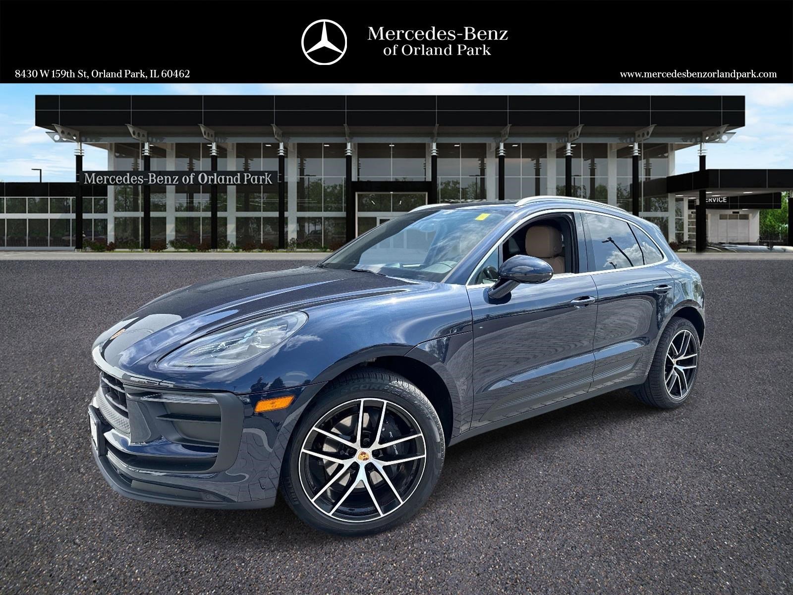 2023 Porsche Macan Base