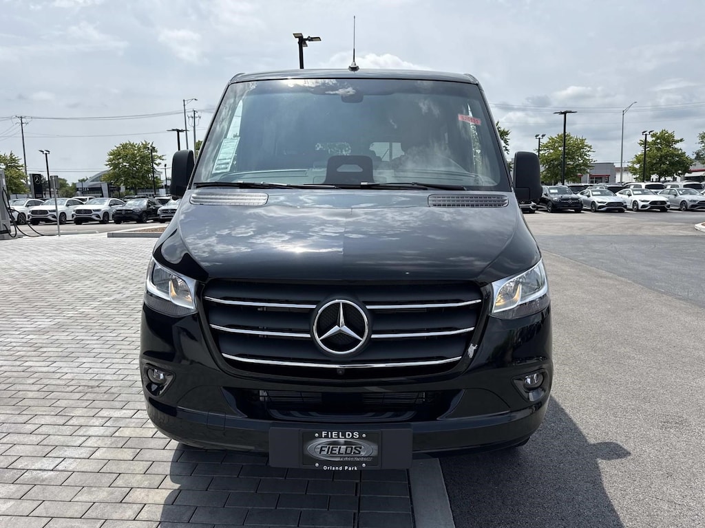 New 2026 Mercedes-Benz Sprinter 2500 Standard Roof 4-Cyl Diesel HO Van Passenger Van