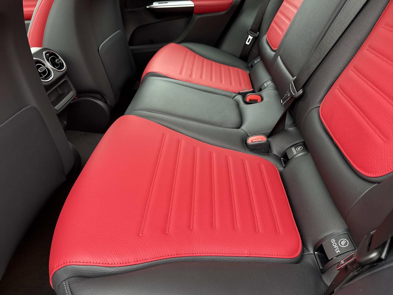 2026 MERCEDES-BENZ GLC-CLASS - Image 17