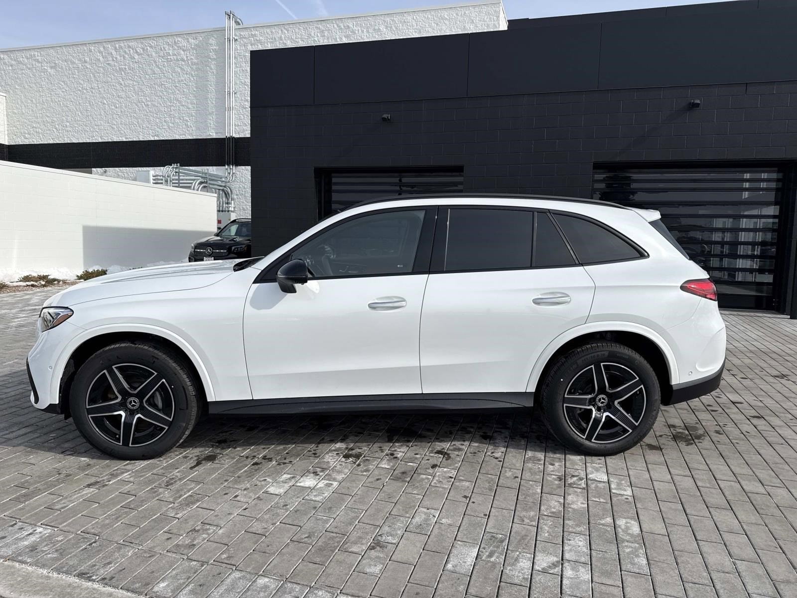 2026 MERCEDES-BENZ GLC-CLASS - Image 2