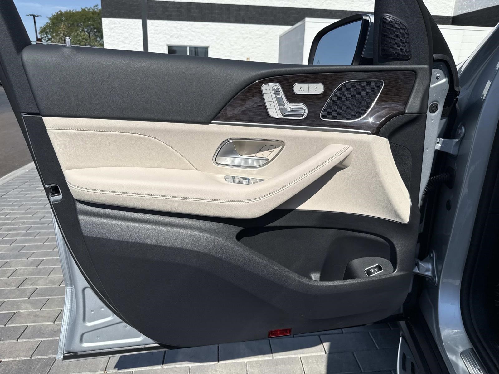 2026 MERCEDES-BENZ GLE-CLASS - Image 24