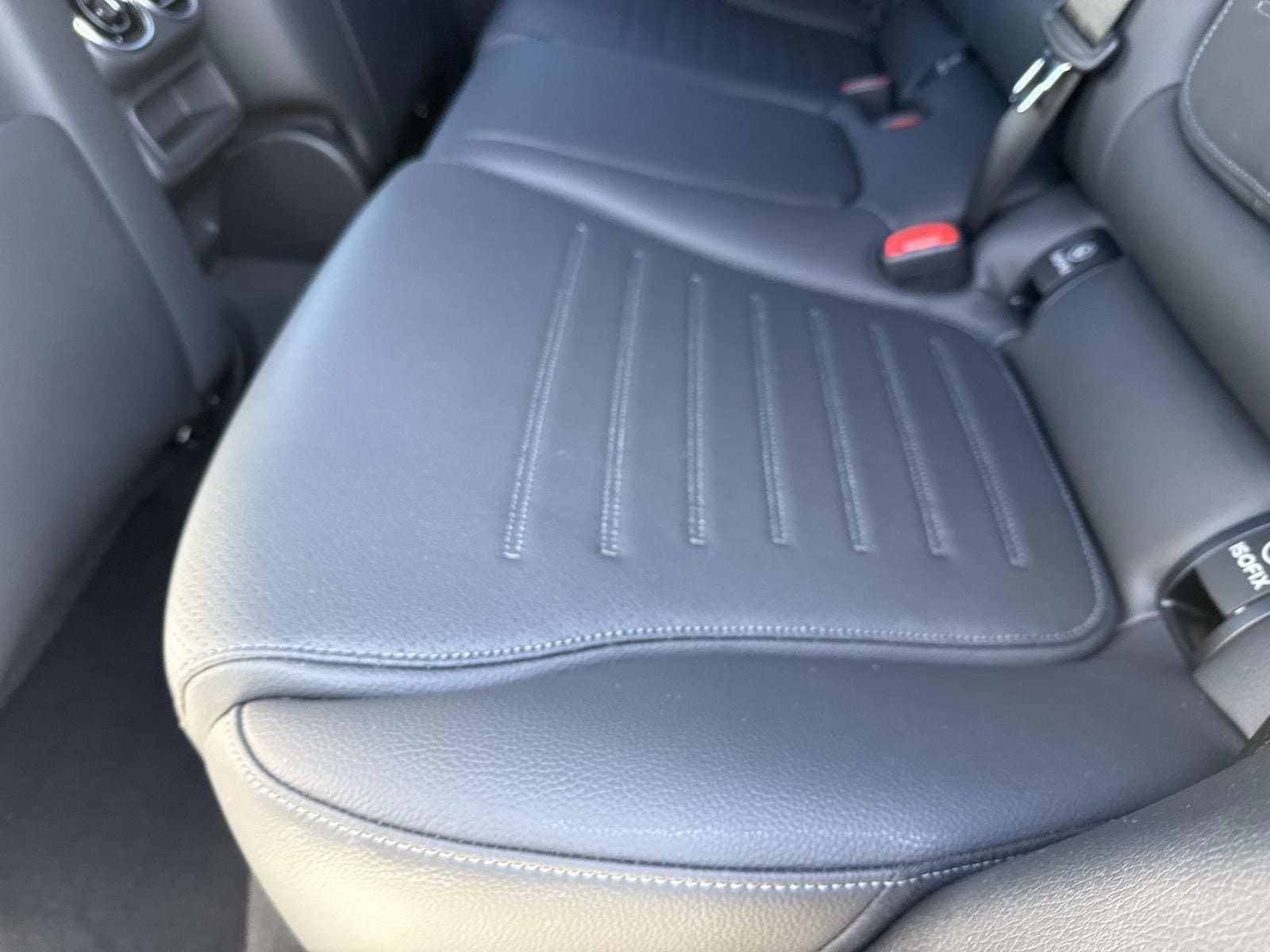 2026 MERCEDES-BENZ GLC-CLASS - Image 17