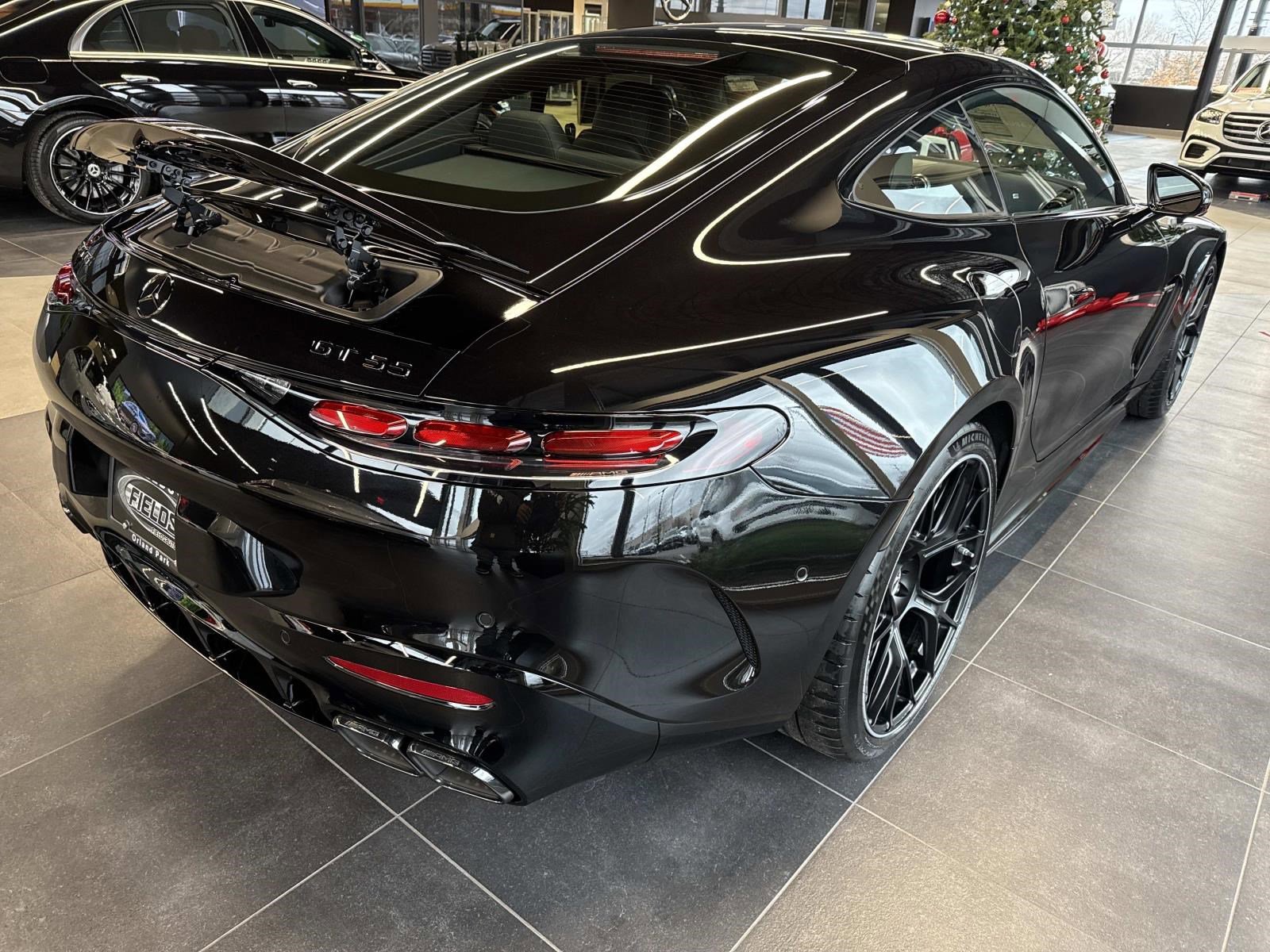 2026 Mercedes Benz AMG GT photo 4