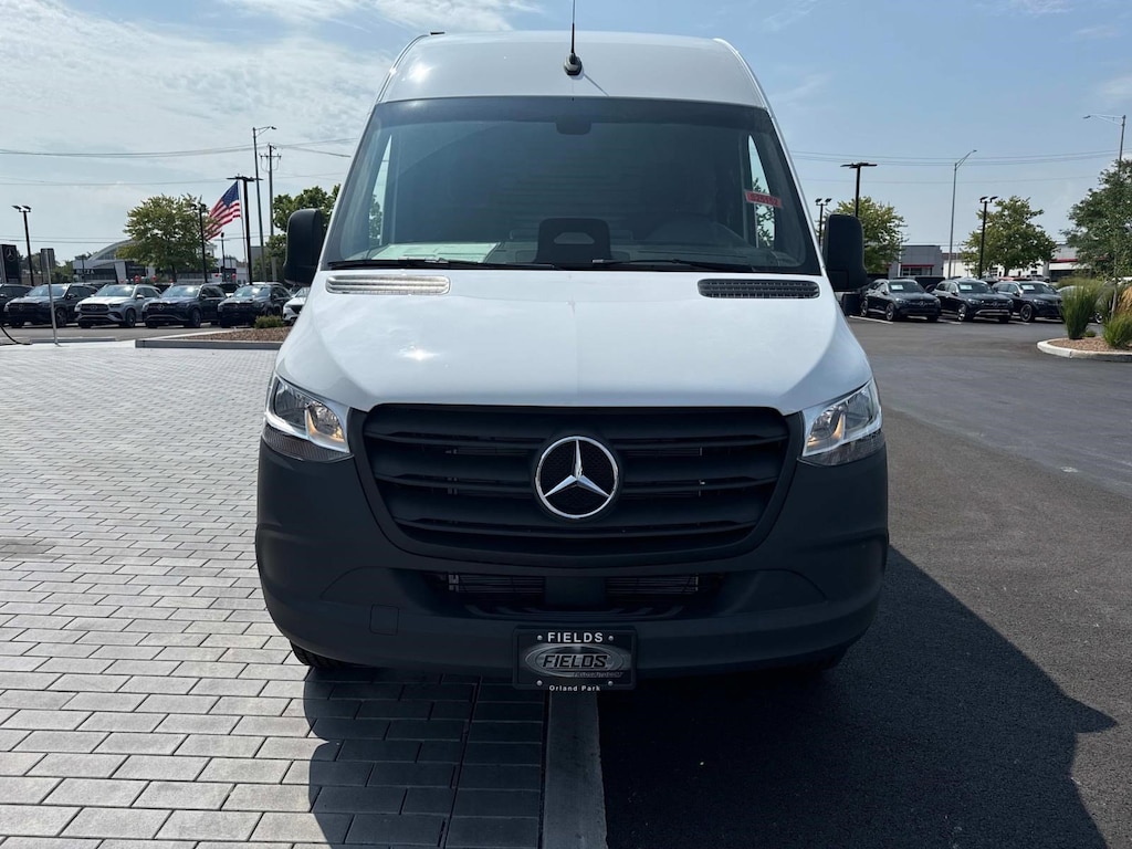 New 2025 Mercedes-Benz Sprinter 2500 Standard Roof 4-Cyl Diesel HO Van Cargo Van