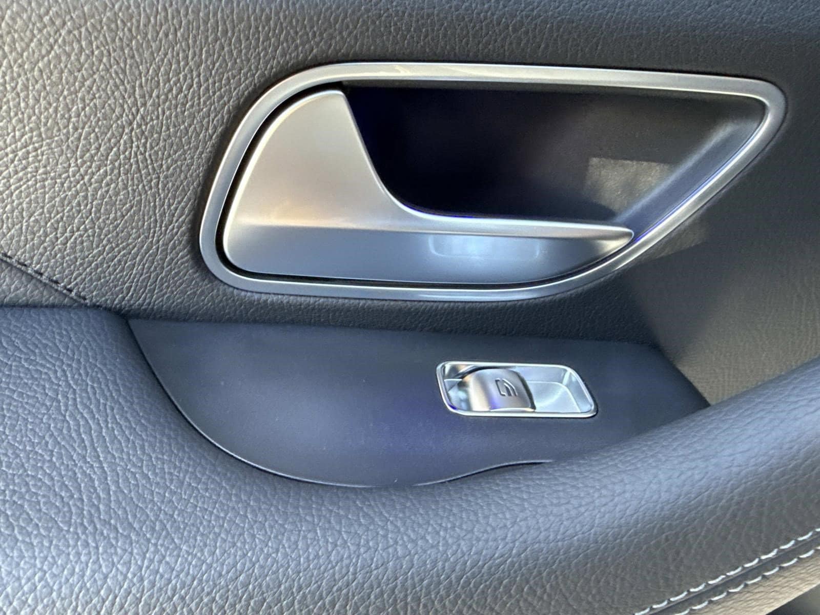 2026 MERCEDES-BENZ GLE-CLASS - Image 18