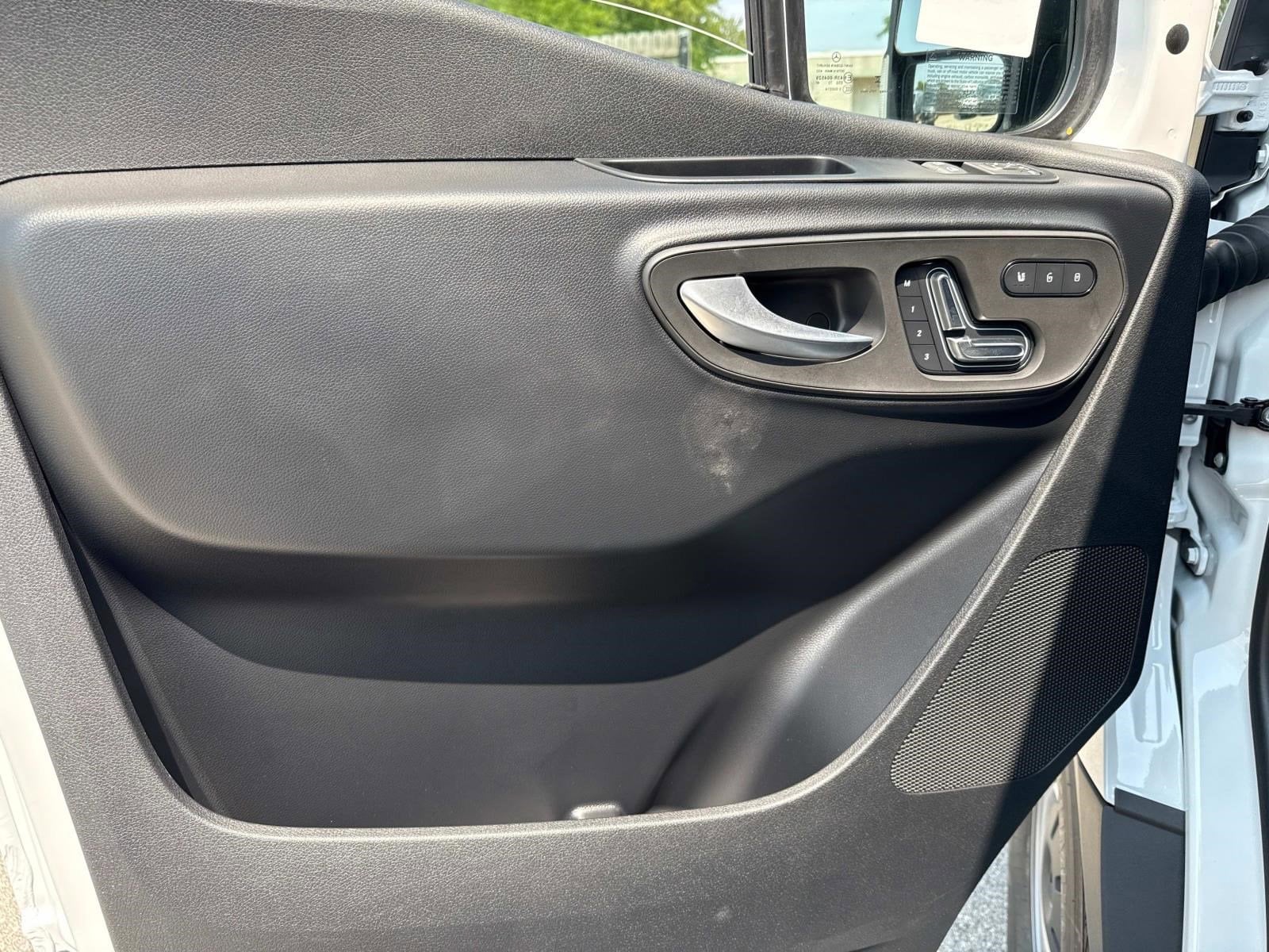 2025 MERCEDES-BENZ SPRINTER - Image 16