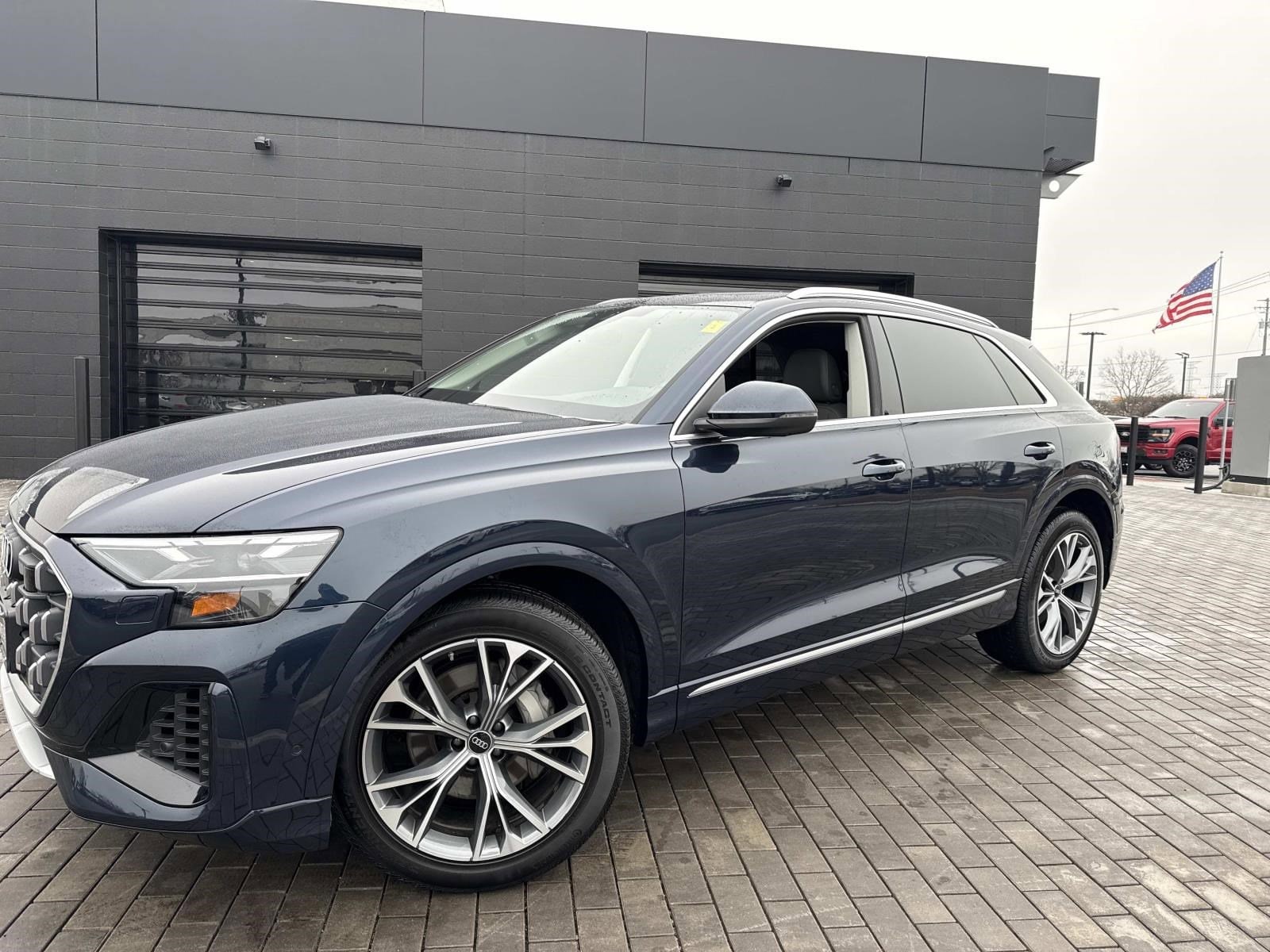 2024 Audi Q8 Premium Plus's photo