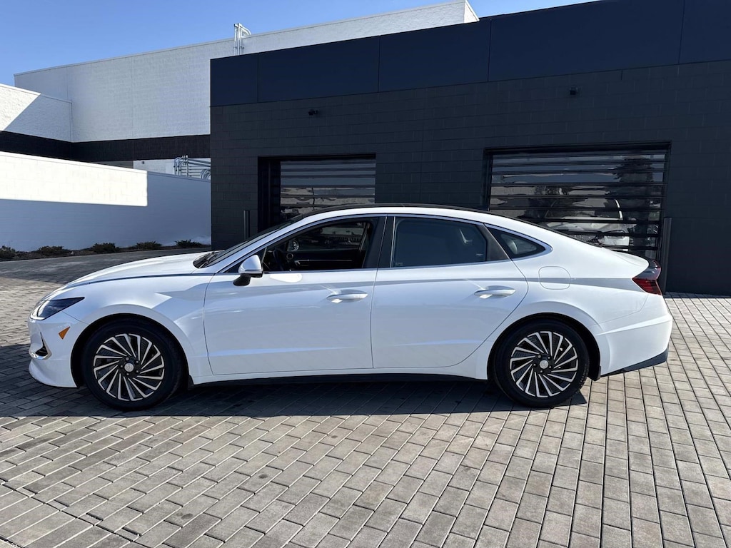 Used 2021 Hyundai Sonata Hybrid Limited Sedan