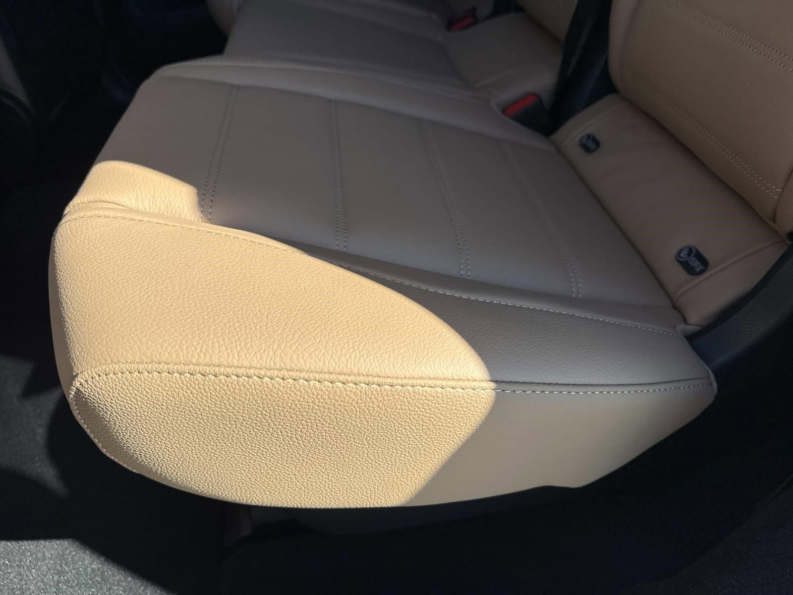 2026 MERCEDES-BENZ GLS-CLASS - Image 19