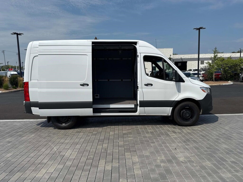 New 2025 Mercedes-Benz Sprinter 2500 Standard Roof 4-Cyl Diesel Van Cargo Van