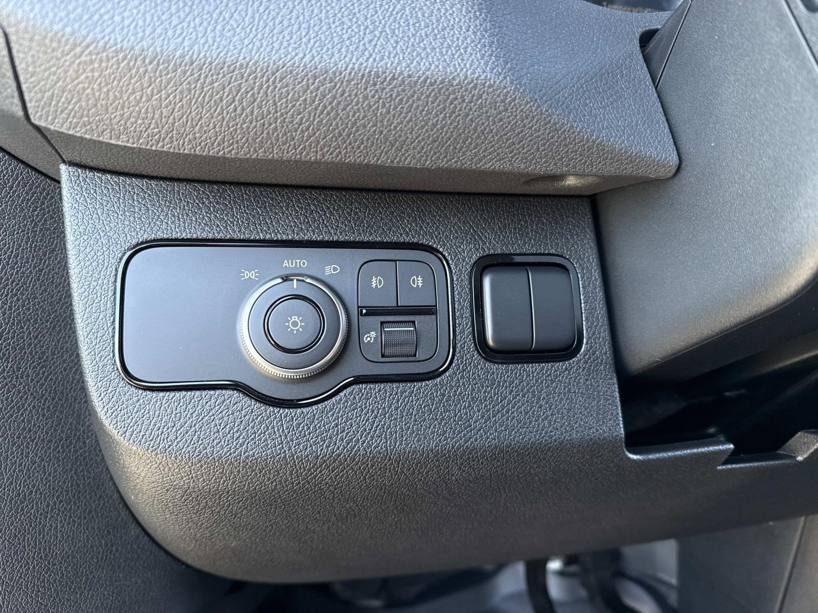 2025 MERCEDES-BENZ SPRINTER - Image 24