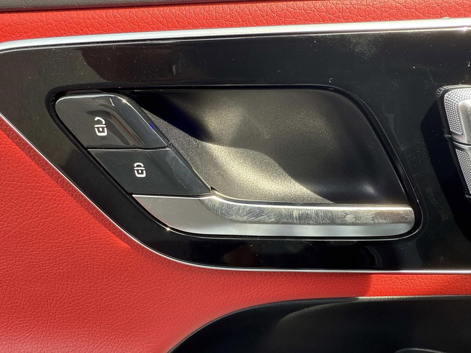 2025 MERCEDES-BENZ GLC-CLASS - Image 23