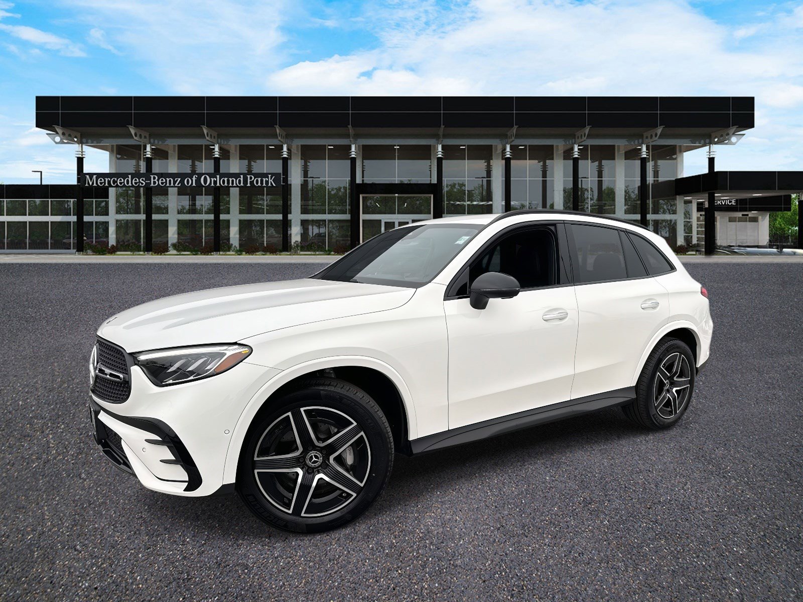2025 Mercedes-Benz GLC Base's photo