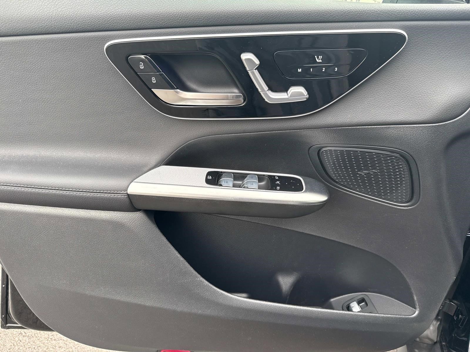 2025 MERCEDES-BENZ GLC-CLASS - Image 21