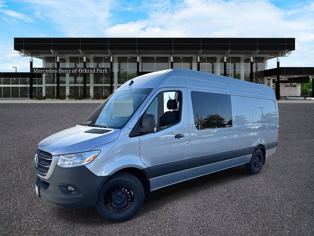 New 2025 Mercedes-Benz Sprinter 2500 High Roof 4-Cyl Diesel Van Crew Van